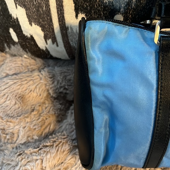 PRADA Nylon Blue Long Strap Shoulder bag casual / sporty look - priced to sell - Picture 10 of 17